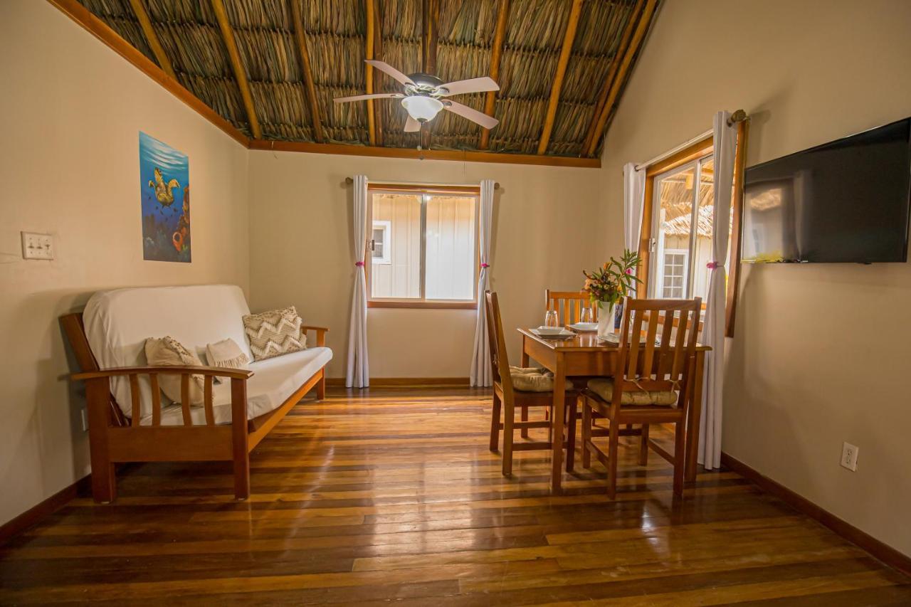 Hidden Jewel Boutique Hotel San Pedro  Bagian luar foto