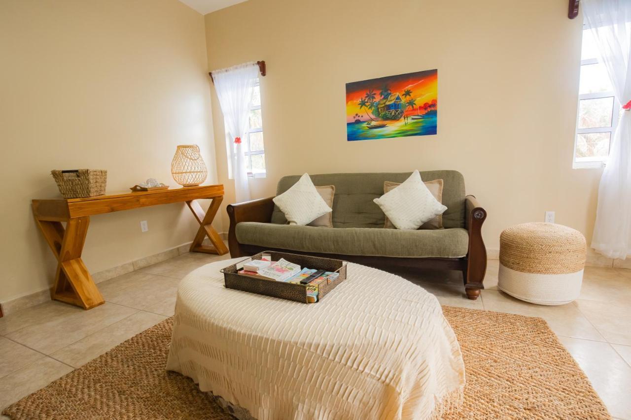 Hidden Jewel Boutique Hotel San Pedro  Bagian luar foto