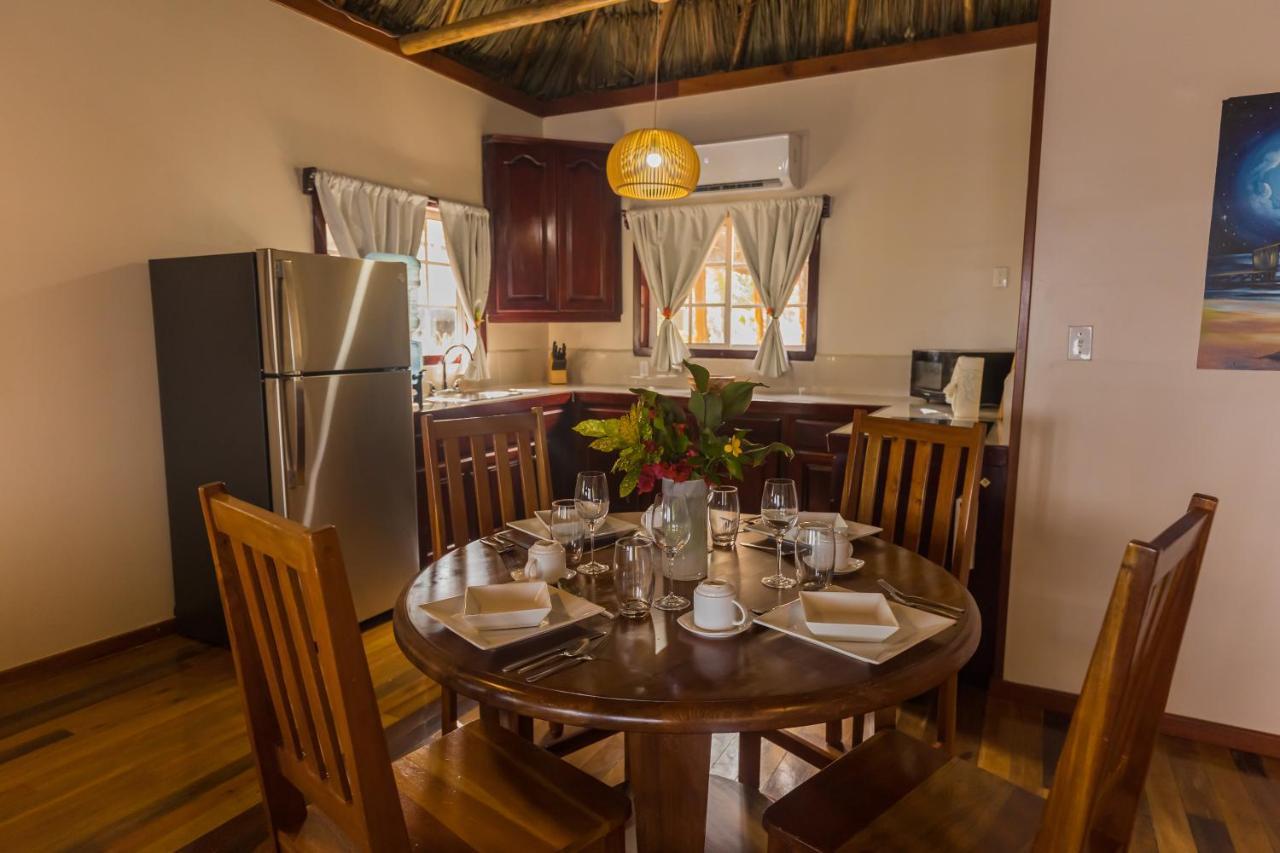Hidden Jewel Boutique Hotel San Pedro  Bagian luar foto