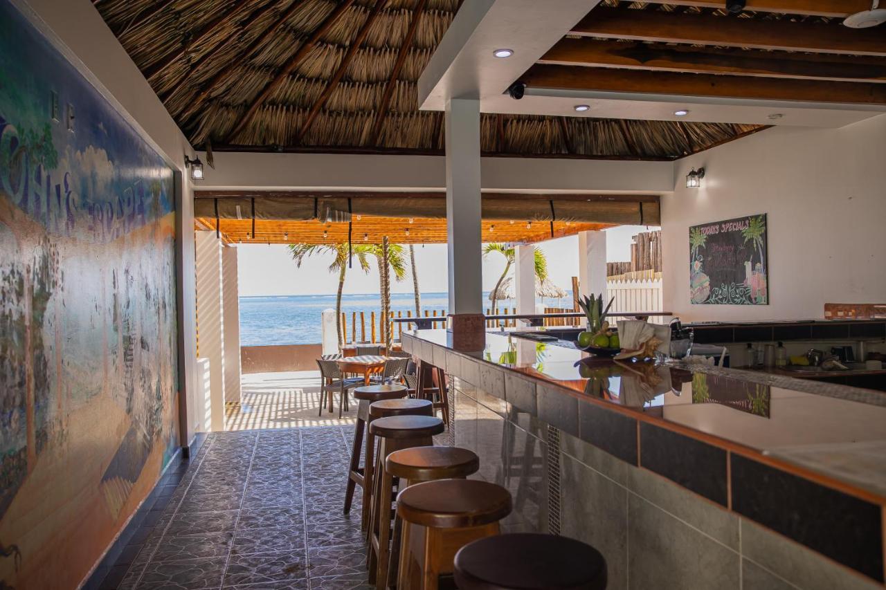 Hidden Jewel Boutique Hotel San Pedro  Bagian luar foto